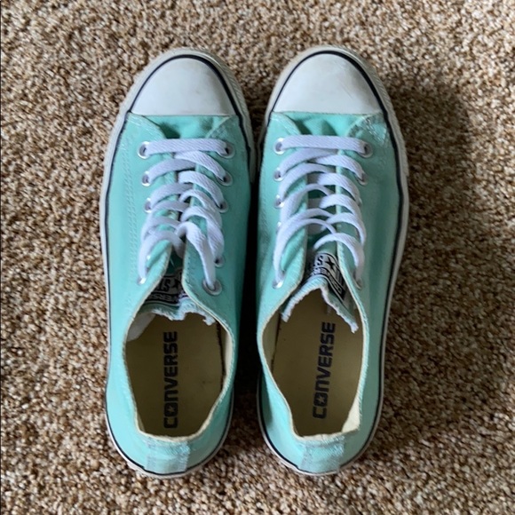 Converse - Picture 2 of 4